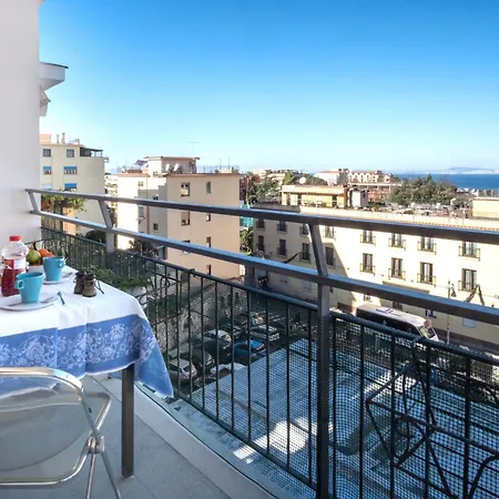 - Erica Appartamento *